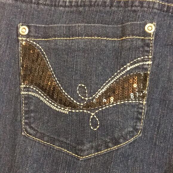 Blue IDentify Size 8 Dark Wash Skinny Jeans With Black Sequence On Pockets - Picture 5 of 5